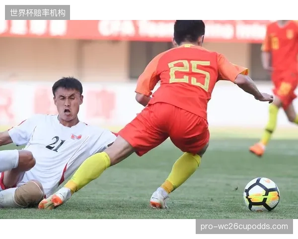 伊拉克队的防守韧性是其冲击世界杯的基础，后防线的稳定性至关重要。